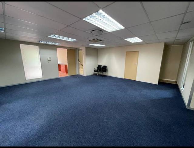 BUSINESS PROPERTY TO RENT IN DIE HOEWES